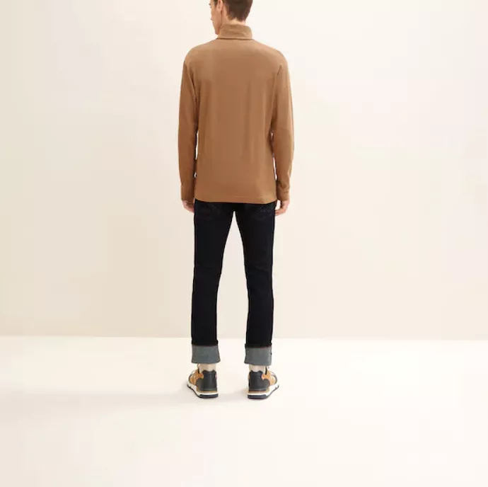 Ned Long Sleeve Turtleneck (Beige)