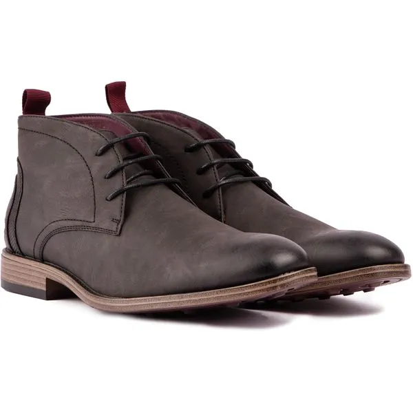 Soletrader Flint Chukka Boots