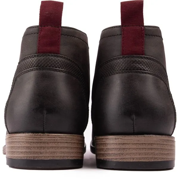 Soletrader Flint Chukka Boots