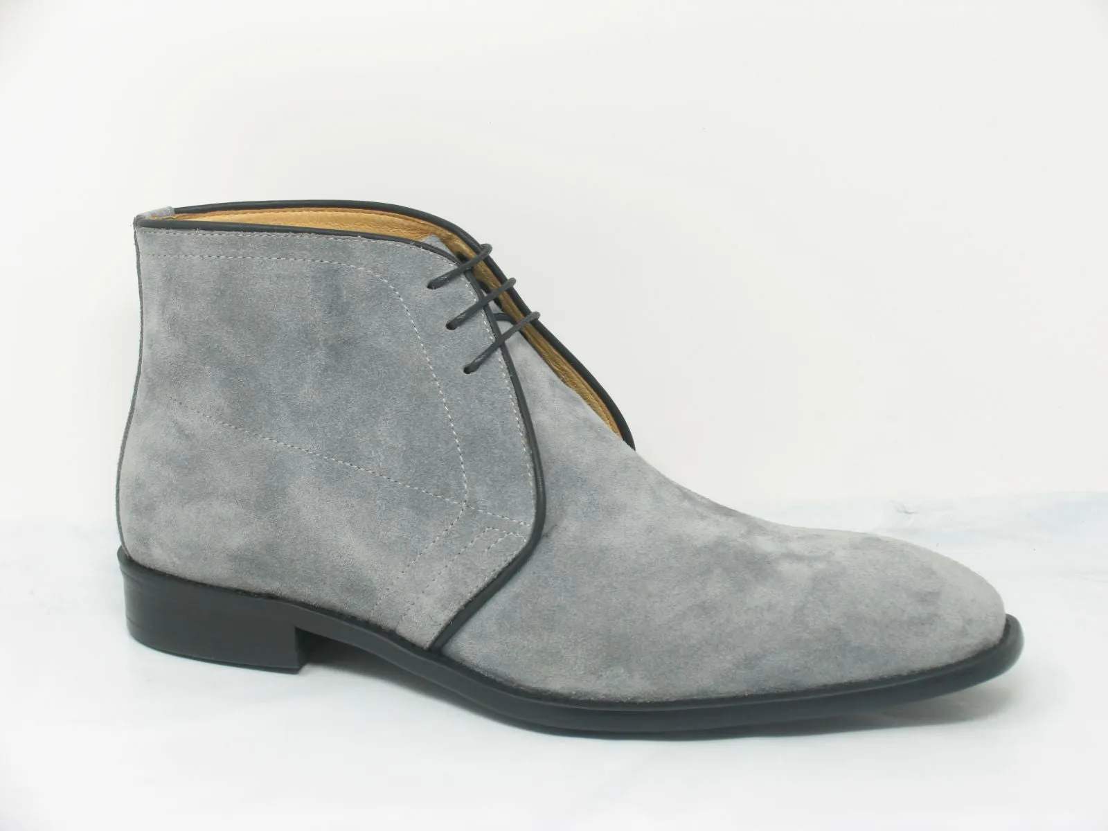 Suede Chukka Boot Grey