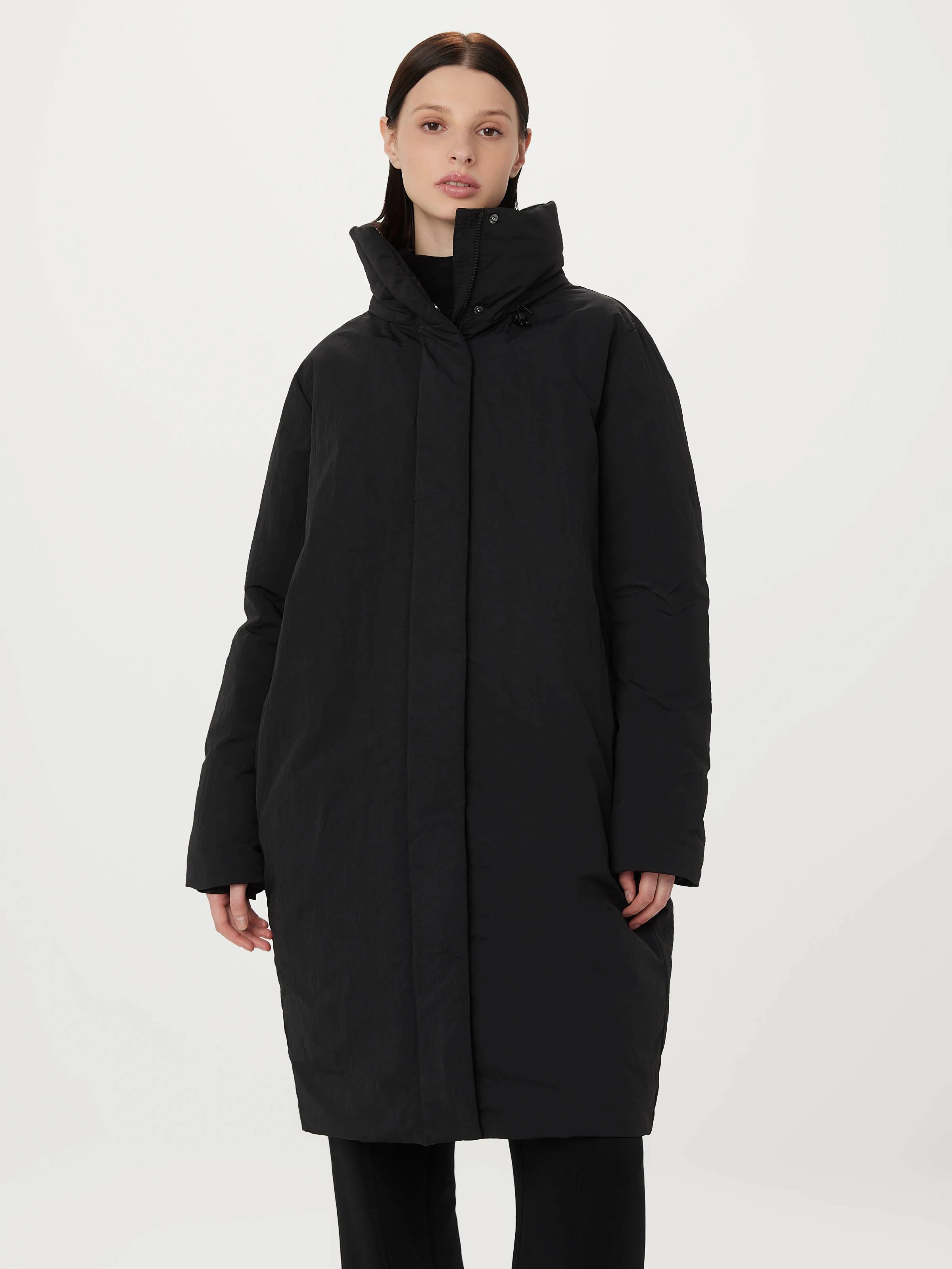 The Iceland Long Coat in Black