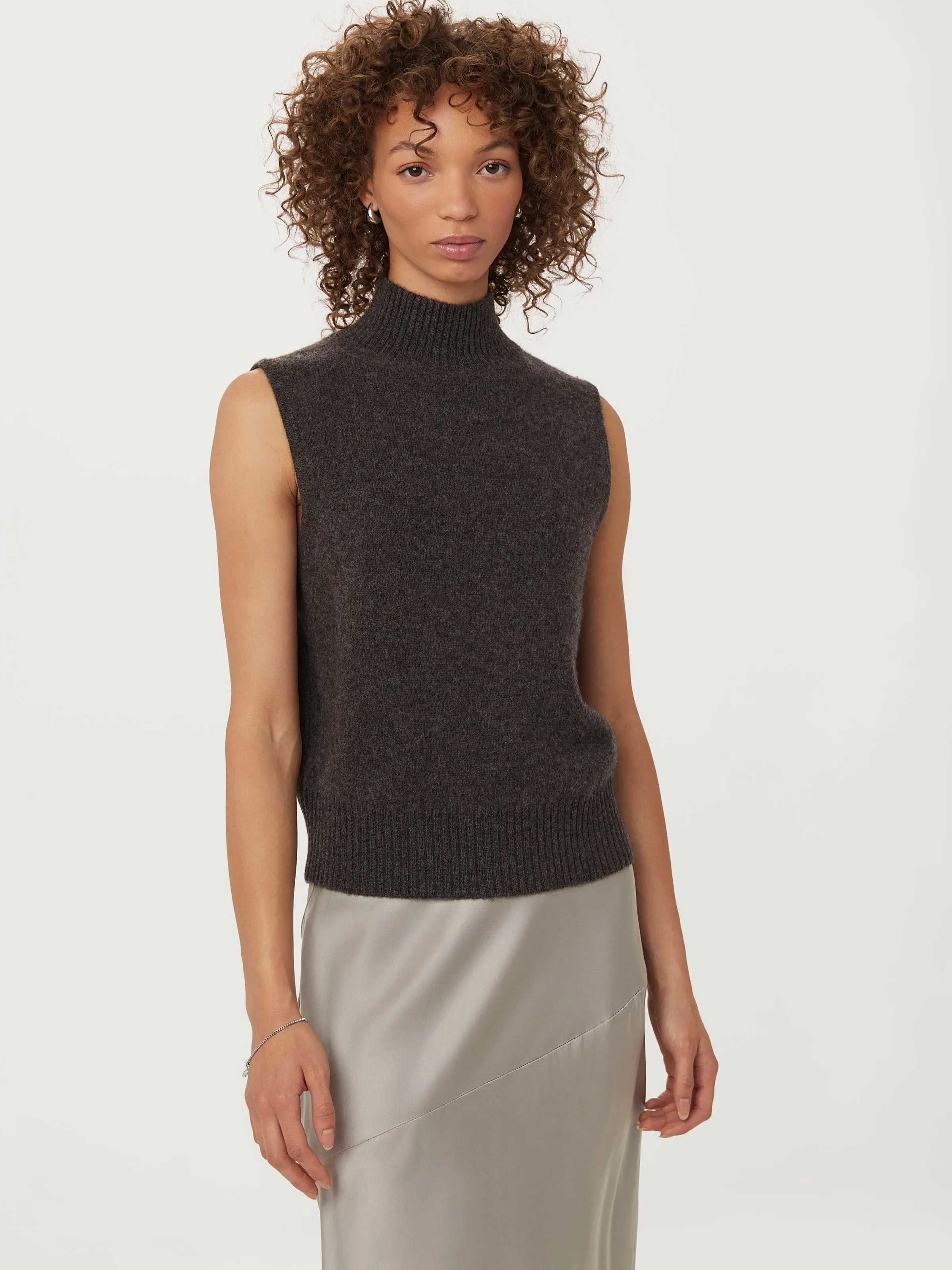 The Yak Wool Sweater Vest  in Charcoal Grey