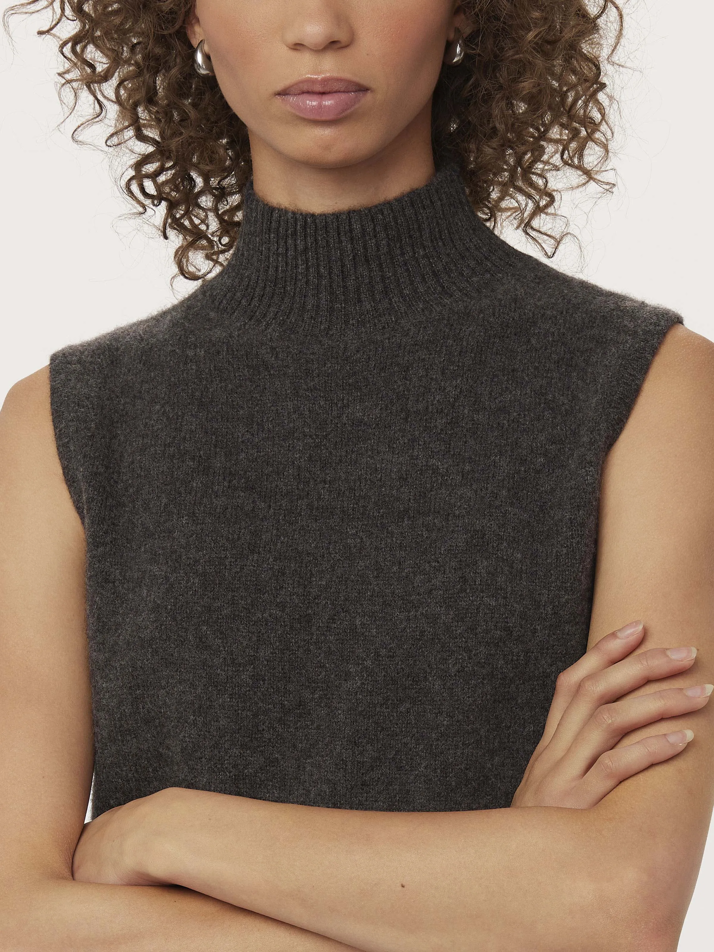 The Yak Wool Sweater Vest  in Charcoal Grey