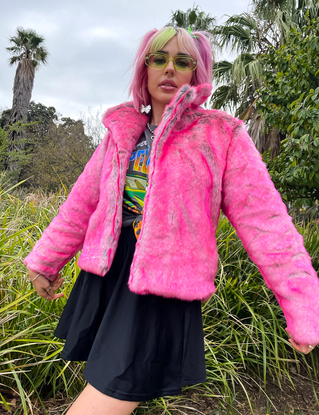 WIZZ FIZZ FAUX FUR JACKET  MADE 4 U 