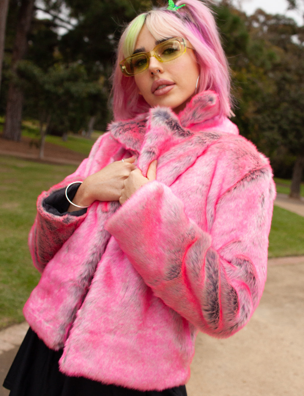 WIZZ FIZZ FAUX FUR JACKET  MADE 4 U 